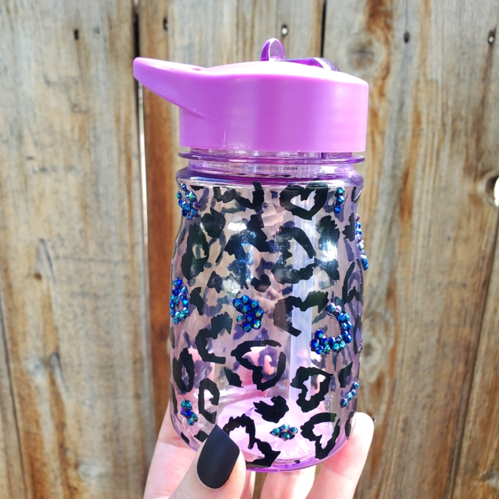 Kids cup customized vinyl and jewels